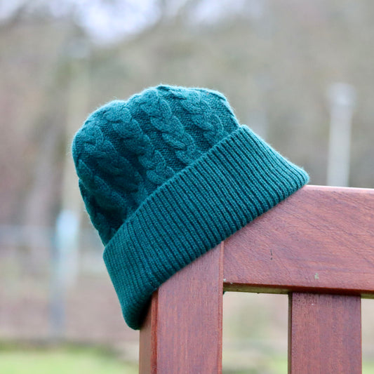 Teviot Heed - 100% Cashmere Cable Hat