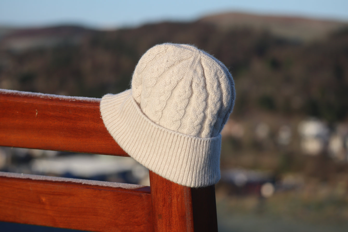 Teviot Heed - 100% Cashmere Cable Hat