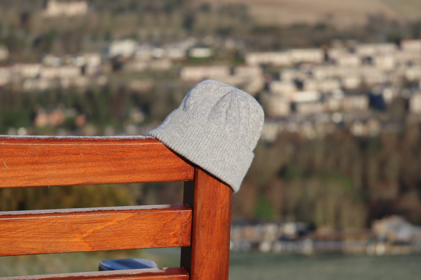Teviot Heed - 100% Cashmere Cable Hat
