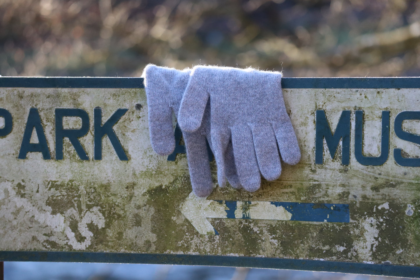 Teviot Breeze - Men’s 100% Cashmere Gloves
