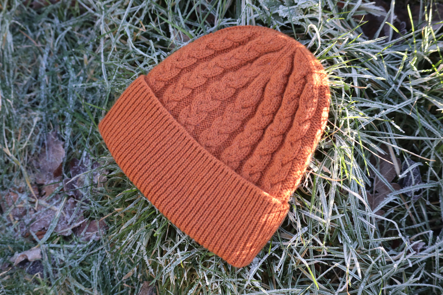 Teviot Heed - 100% Cashmere Cable Hat